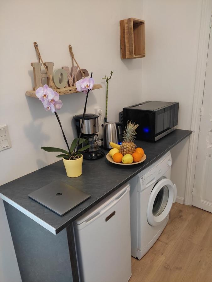 Air-Conditioned Flat With Terrace - Private & Independent - Lourdes Luaran gambar